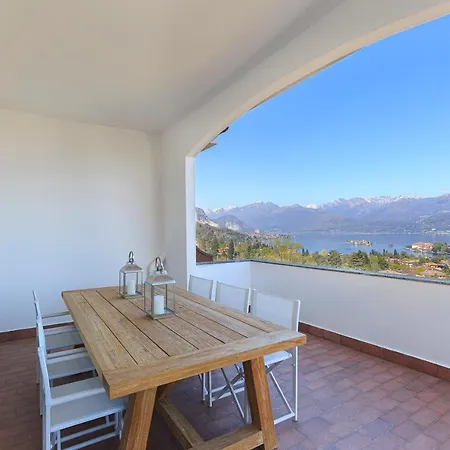 Apartment 270 Stresa