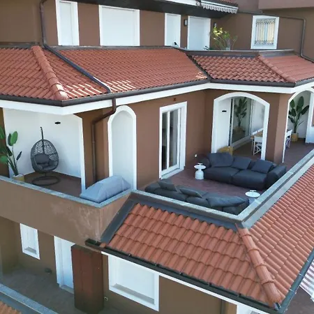 270 Apartment *